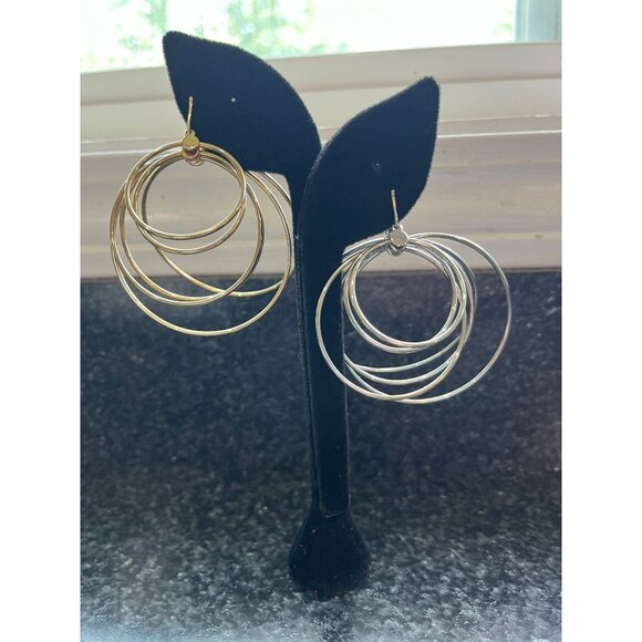 Vintage 1960's EMMONS Clip On Giant Hoop Earrings Silver And Gold 12 Concentric - Picture 4 of 10